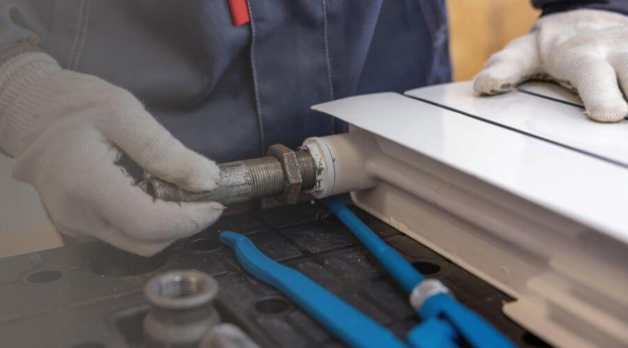Expert burst pipe repair services in Creston, IL